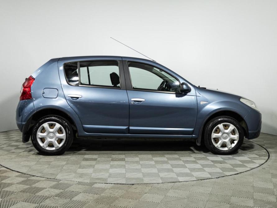 Renault Sandero I Санкт-Петербург  - изображение 4