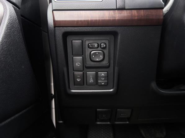 Toyota Land Cruiser Prado 150 Series Рестайлинг 1 с пробегом 2014 года, цена 3 448 000 рублей, 192900 км, внедорожник, Автокод Объявления