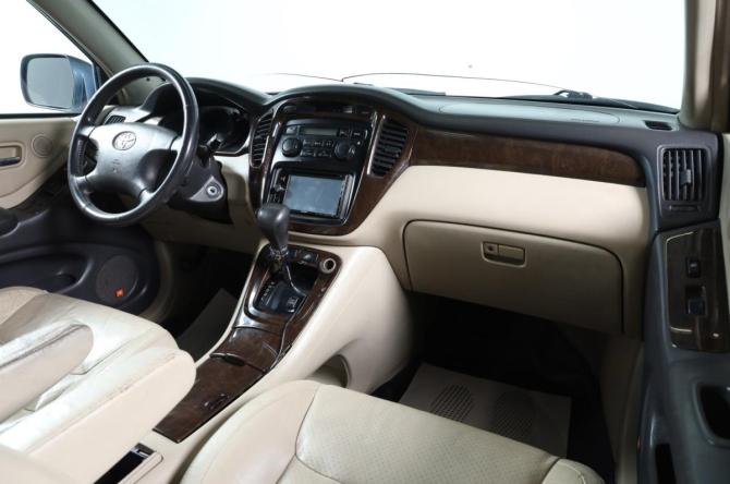 Toyota Highlander I (XU20) с пробегом 2002 года, цена 699 000 рублей, 242946 км, внедорожник, Автокод Объявления
