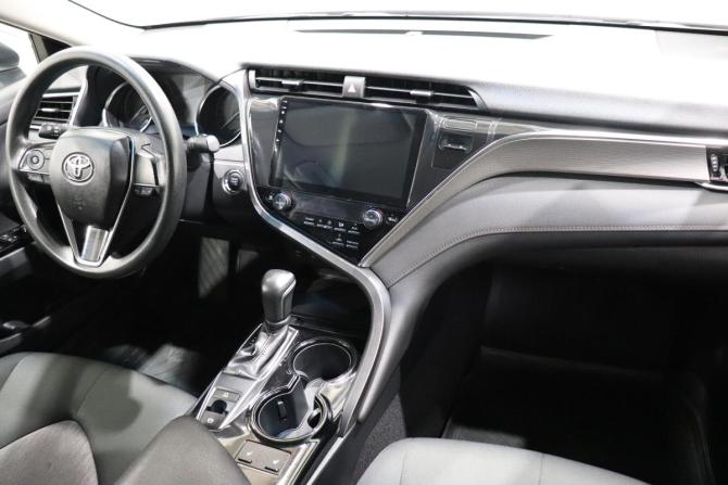 Toyota Camry VIII (XV70) с пробегом 2019 года, цена 2 230 000 рублей, 77897 км, седан, Автокод Объявления