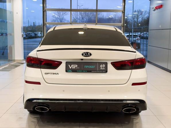 Kia Optima IV Рестайлинг с пробегом 2018 года, цена 1 797 000 рублей, 171617 км, седан, Автокод Объявления
