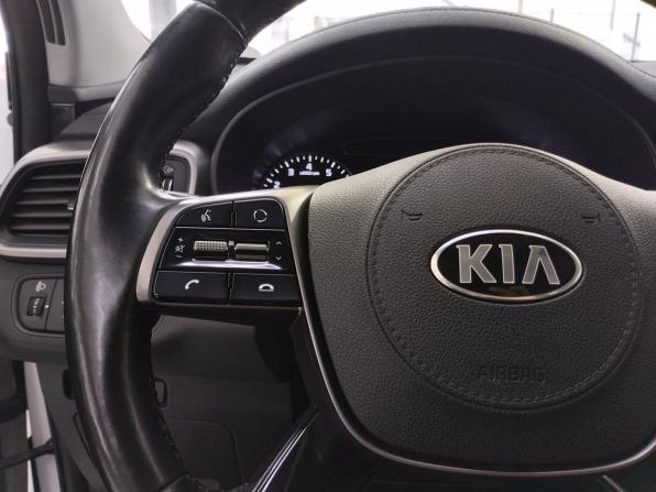 Kia Sorento III Prime Рестайлинг с пробегом 2018 года, цена 2 460 000 рублей, 84888 км, внедорожник, Автокод Объявления