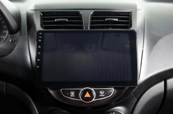 Hyundai Solaris I с пробегом 2012 года, цена 649 000 рублей, 244000 км, хэтчбек, Автокод Объявления