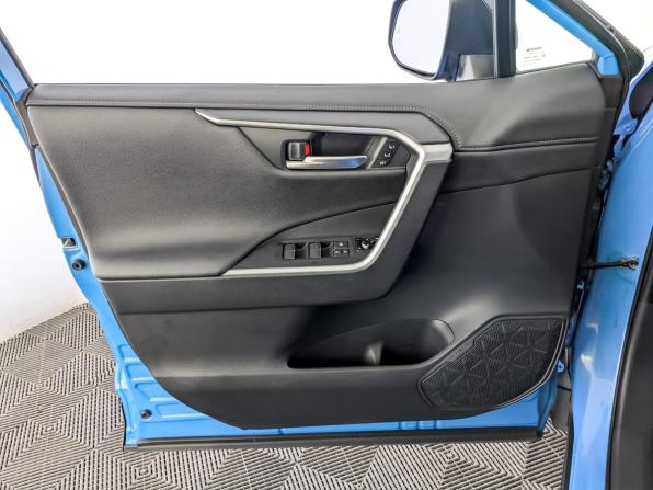 Toyota RAV4 V (XA50) с пробегом 2019 года, цена 3 190 000 рублей, 135425 км, внедорожник, Автокод Объявления