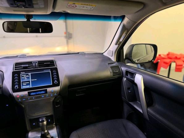 Toyota Land Cruiser Prado 150 Series Рестайлинг 3 с пробегом 2022 года, цена 5 500 000 рублей, 104898 км, внедорожник, Автокод Объявления