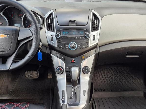 Chevrolet Cruze I Рестайлинг с пробегом 2014 года, цена 860 000 рублей, 136000 км, седан, Автокод Объявления