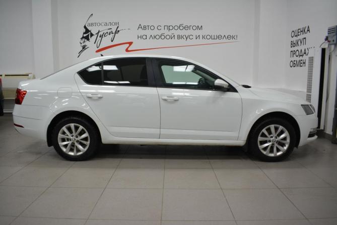 Skoda Octavia III (A7) Рестайлинг с пробегом 2018 года, цена 1 789 000 рублей, 87000 км, лифтбек, Автокод Объявления