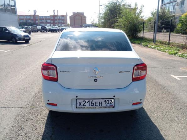 Renault Logan II Рестайлинг с пробегом 2018 года, цена 970 000 рублей, 98000 км, седан, Автокод Объявления