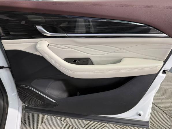 Geely Monjaro I с пробегом 2022 года, цена 3 045 000 рублей, 54491 км, внедорожник, Автокод Объявления