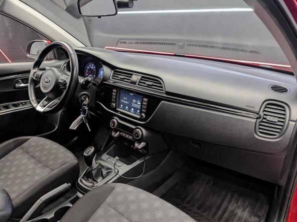 Kia Rio IV с пробегом 2017 года, цена 1 315 000 рублей, 73773 км, седан, Автокод Объявления