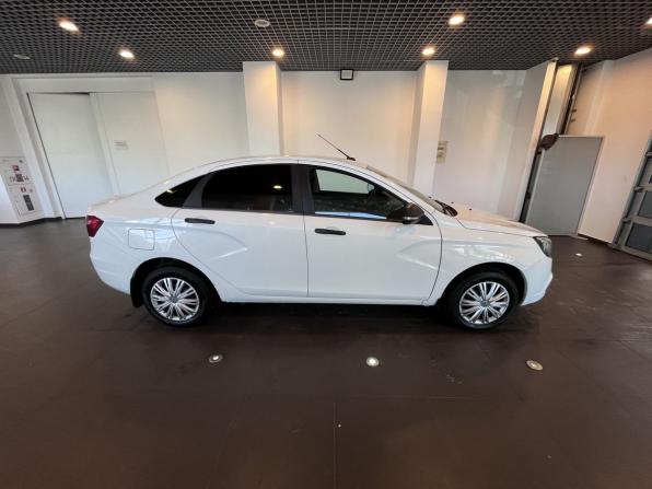 Lada (ВАЗ) Vesta I с пробегом 2021 года, цена 952 000 рублей, 137144 км, седан, Автокод Объявления