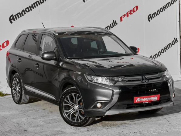 Mitsubishi Outlander III Рестайлинг 2 с пробегом 2015 года, цена 1 780 000 рублей, 193704 км, внедорожник, Автокод Объявления