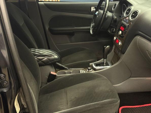 Ford Focus II Рестайлинг с пробегом 2008 года, цена 590 000 рублей, 185640 км, седан, Автокод Объявления