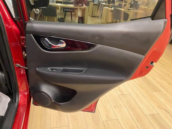 Nissan Qashqai II с пробегом 2018 года, цена 1 648 000 рублей, 119136 км, внедорожник, Автокод Объявления