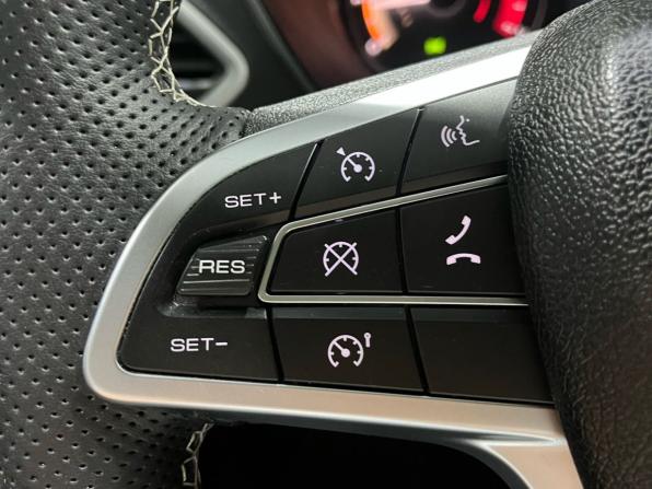 Lada (ВАЗ) Vesta I Рестайлинг (NG) с пробегом 2024 года, цена 1 410 000 рублей, 20100 км, универсал, Автокод Объявления