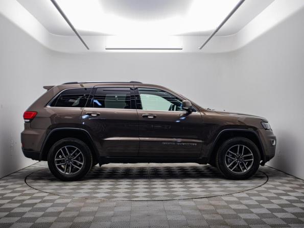 Jeep Grand Cherokee IV (WK2) Рестайлинг с пробегом 2018 года, цена 3 270 000 рублей, 162098 км, внедорожник, Автокод Объявления