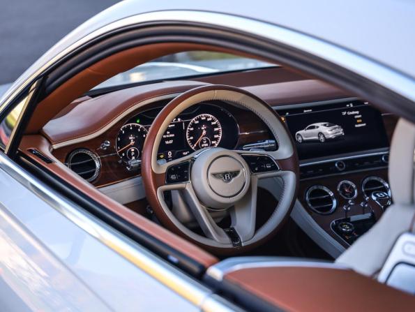 Bentley Continental GT III с пробегом 2018 года, цена 15 350 000 рублей, 57354 км, купе, Автокод Объявления