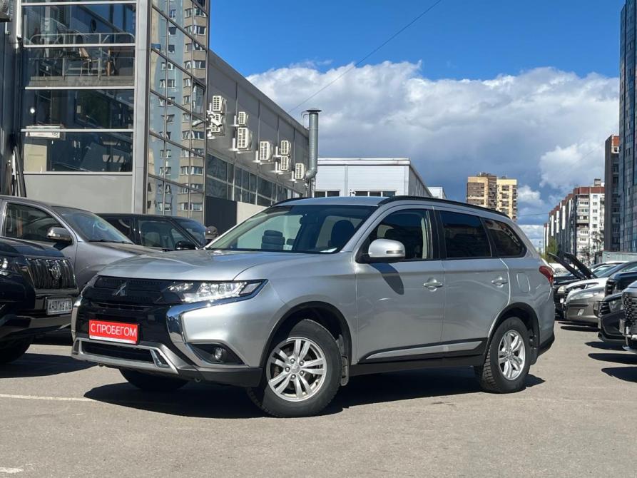 Mitsubishi Outlander III Рестайлинг 3 Санкт-Петербург  - изображение 3