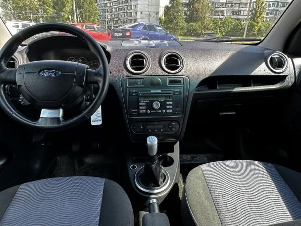 Ford Fusion I Рестайлинг с пробегом 2008 года, цена 350 000 рублей, 166932 км, хэтчбек, Автокод Объявления