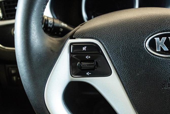 Kia Ceed II с пробегом 2013 года, цена 999 000 рублей, 189621 км, универсал, Автокод Объявления