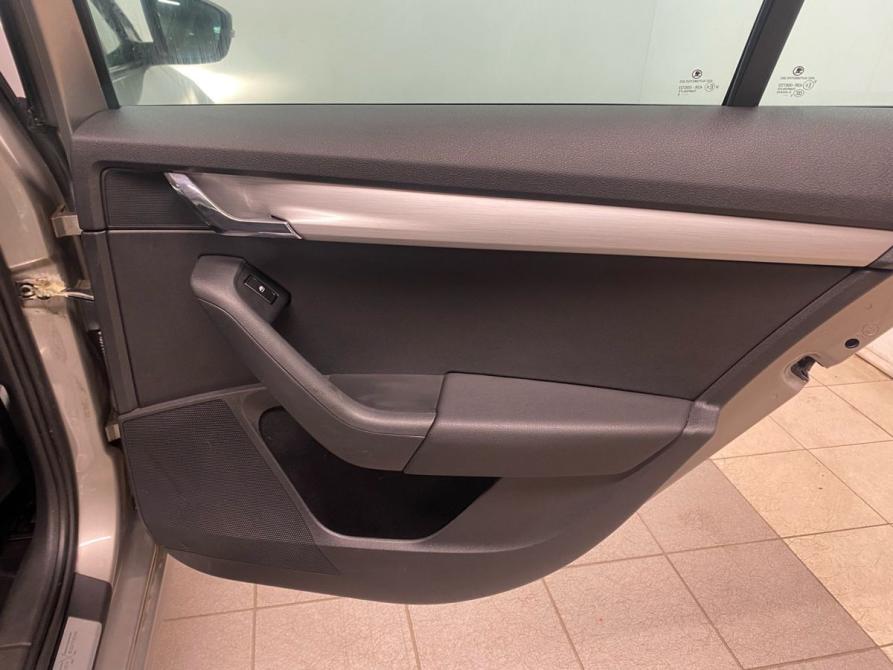 Skoda Octavia III (A7) Санкт-Петербург  - изображение 17