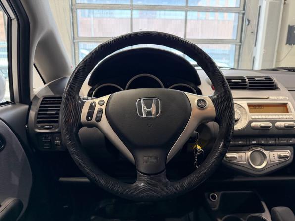 Honda Jazz I Рестайлинг с пробегом 2008 года, цена 690 000 рублей, 152850 км, хэтчбек, Автокод Объявления