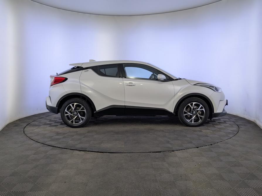 Toyota C-HR I Рестайлинг Москва  - изображение 4