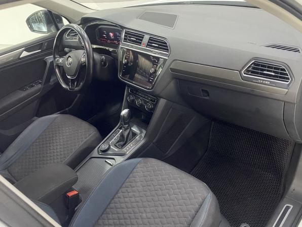 Volkswagen Tiguan II с пробегом 2019 года, цена 2 399 000 рублей, 173121 км, внедорожник, Автокод Объявления