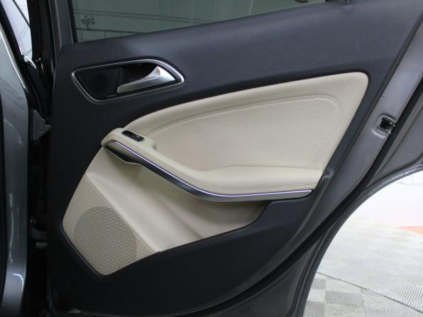 Mercedes-Benz GLA I (X156) с пробегом 2014 года, цена 1 650 000 рублей, 180000 км, внедорожник, Автокод Объявления