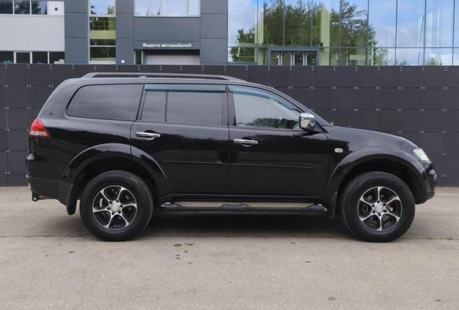 Mitsubishi Pajero Sport II Рестайлинг с пробегом 2014 года, цена 1 750 000 рублей, 238312 км, внедорожник, Автокод Объявления