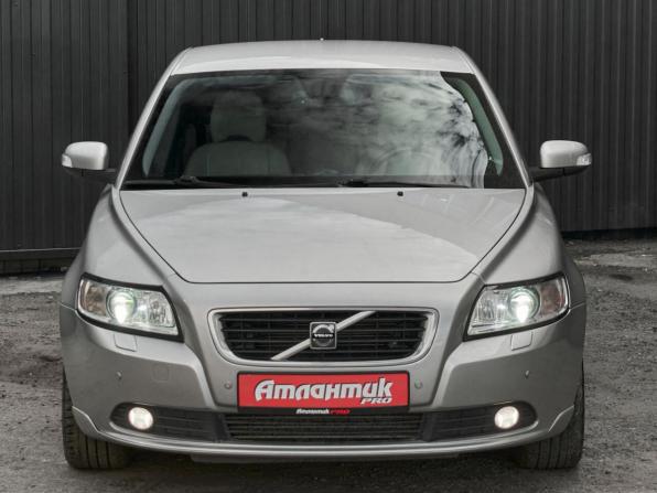 Volvo S40 II Рестайлинг с пробегом 2007 года, цена 1 275 000 рублей, 150760 км, седан, Автокод Объявления