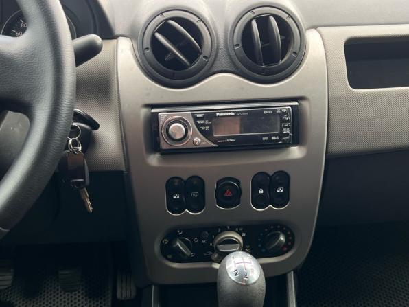 Renault Logan I Рестайлинг с пробегом 2012 года, цена 589 000 рублей, 97172 км, седан, Автокод Объявления