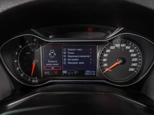 Ford Mondeo IV Рестайлинг с пробегом 2012 года, цена 899 000 рублей, 228231 км, седан, Автокод Объявления