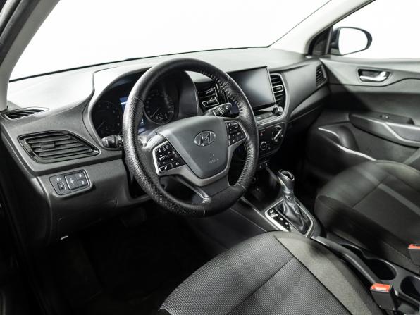 Hyundai Solaris II Рестайлинг с пробегом 2020 года, цена 1 499 900 рублей, 75119 км, седан, Автокод Объявления