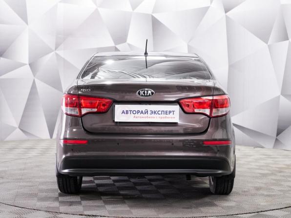 Kia Rio III Рестайлинг с пробегом 2016 года, цена 773 000 рублей, 215632 км, седан, Автокод Объявления