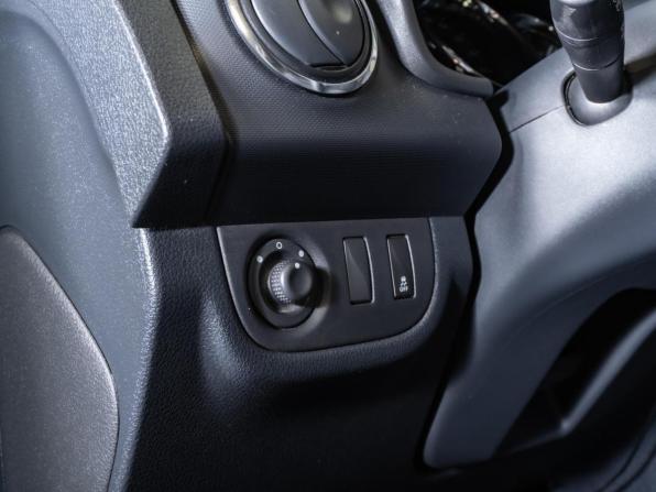 Renault Logan II Рестайлинг с пробегом 2022 года, цена 1 360 000 рублей, 43226 км, седан, Автокод Объявления