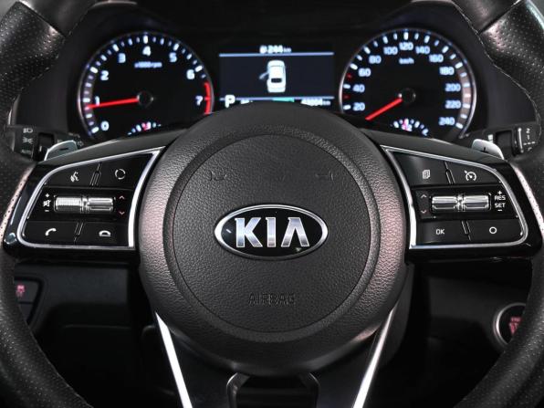 Kia Cerato IV с пробегом 2021 года, цена 2 219 000 рублей, 43004 км, седан, Автокод Объявления