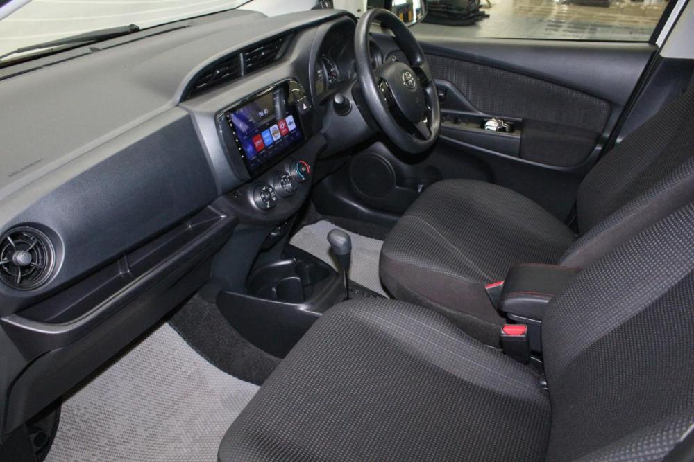 Toyota Vitz III (XP130) Рестайлинг Кемерово  - изображение 14