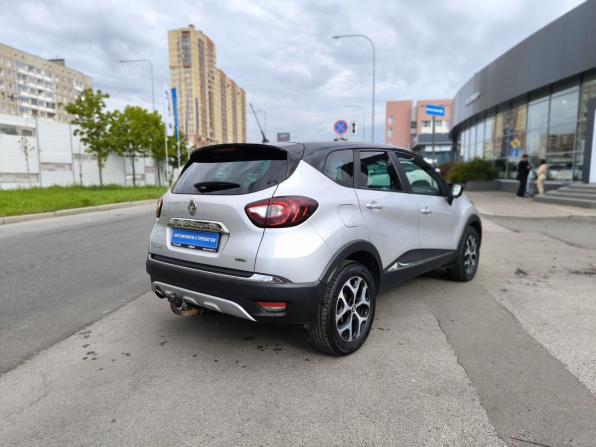 Renault Kaptur I с пробегом 2017 года, цена 1 200 000 рублей, 209915 км, внедорожник, Автокод Объявления