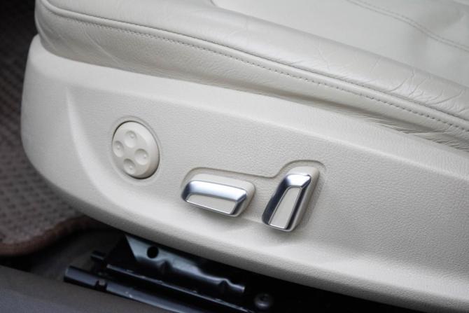 Audi A6 IV (C7) Рестайлинг с пробегом 2015 года, цена 1 799 000 рублей, 157133 км, седан, Автокод Объявления
