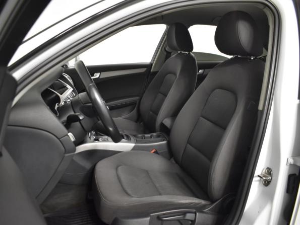 Audi A4 IV (B8) Рестайлинг с пробегом 2013 года, цена 1 365 900 рублей, 243248 км, седан, Автокод Объявления