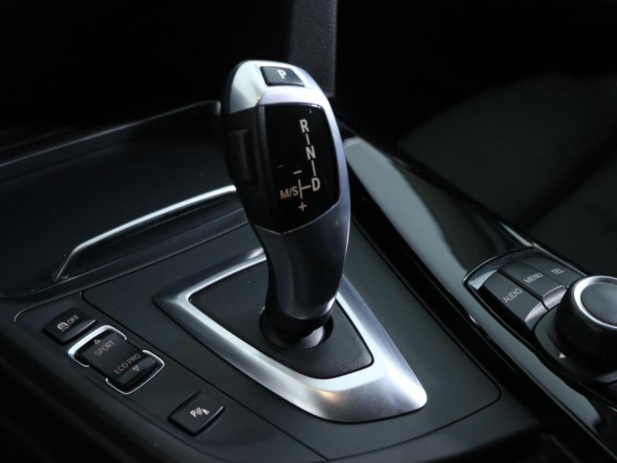 BMW 3 серии VI (F3x) Рестайлинг Санкт-Петербург  - изображение 14