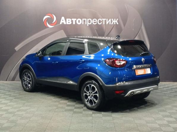 Renault Kaptur I Рестайлинг с пробегом 2021 года, цена 1 699 000 рублей, 76342 км, внедорожник, Автокод Объявления