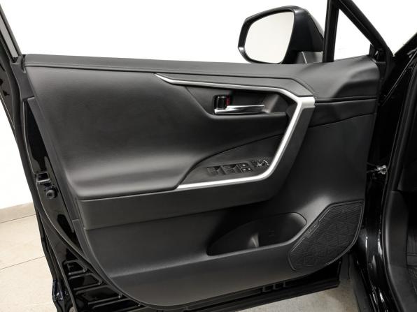 Toyota RAV4 V (XA50) с пробегом 2025 года, цена 4 300 000 рублей, 4771 км, внедорожник, Автокод Объявления