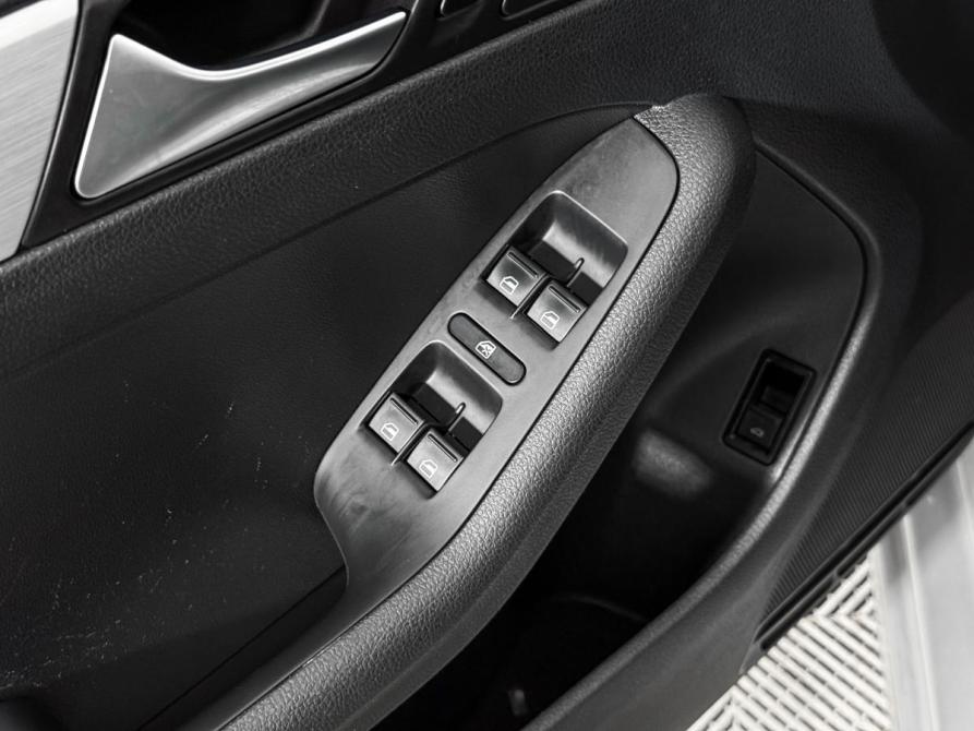 Volkswagen Jetta VI Рестайлинг Санкт-Петербург  - изображение 10