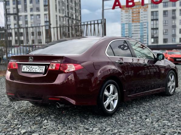 Honda Accord VIII Рестайлинг с пробегом 2012 года, цена 1 360 000 рублей, 181000 км, седан, Автокод Объявления