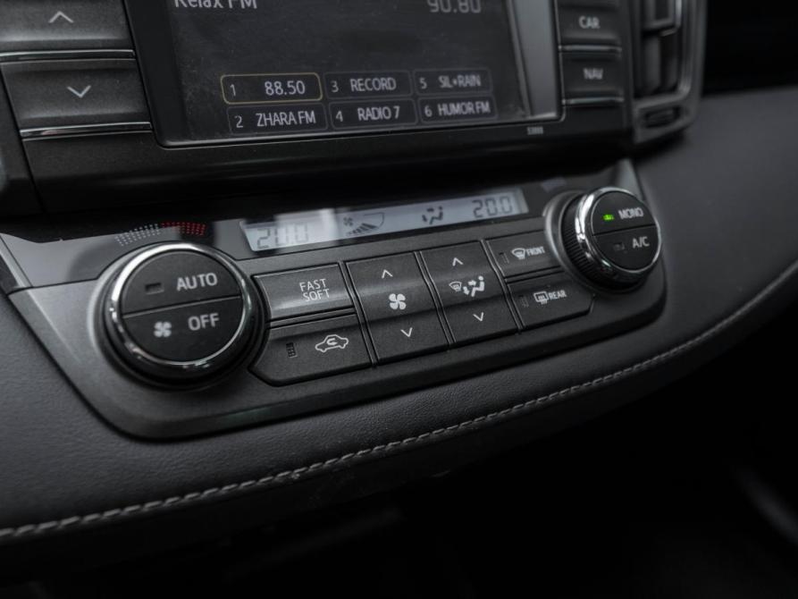 Toyota RAV4 IV (XA40) Москва  - изображение 15