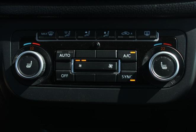 Volkswagen Tiguan I Рестайлинг с пробегом 2013 года, цена 1 100 000 рублей, 99187 км, внедорожник, Автокод Объявления