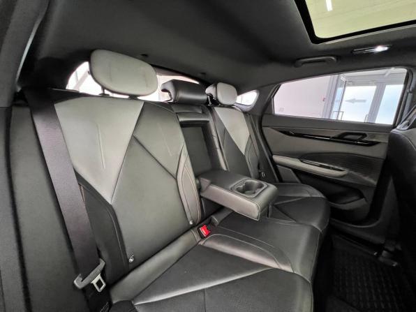 Changan UNI-V I с пробегом 2023 года, цена 2 130 000 рублей, 40544 км, лифтбек, Автокод Объявления