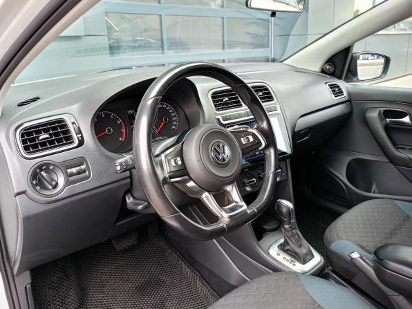 Volkswagen Polo V Рестайлинг с пробегом 2020 года, цена 1 177 000 рублей, 159839 км, седан, Автокод Объявления